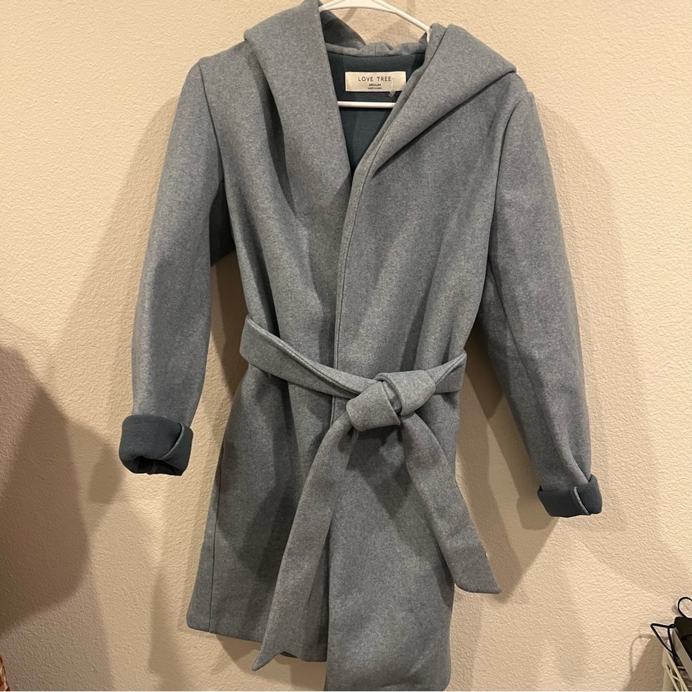 Love Tree blue soft hooded tie waist jacket size medium pockets no buttons